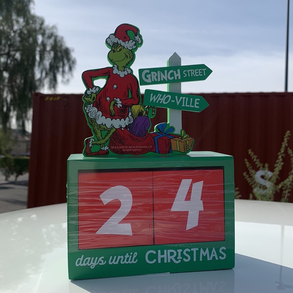 Dr. Seuss The Grinch Who Stole Christmas, Countdown Calendar, holiday decorr - Picture 15 of 16
